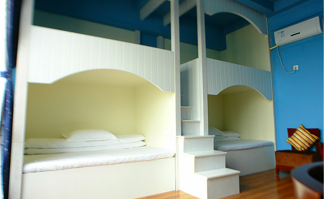 温馨的四人间，带你重拾美好的回忆